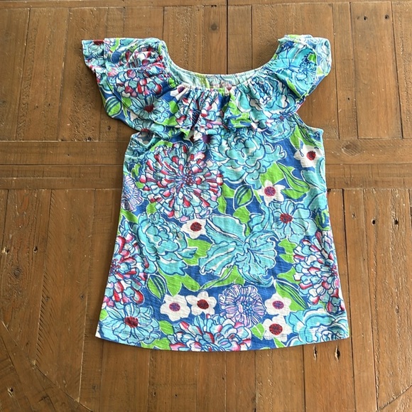 Lilly Pulitzer wynne asymmetrical top - Picture 2 of 8